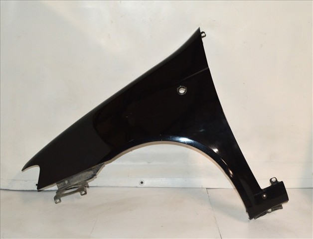 Błotnik przedni lewy Fiat Punto 2 188