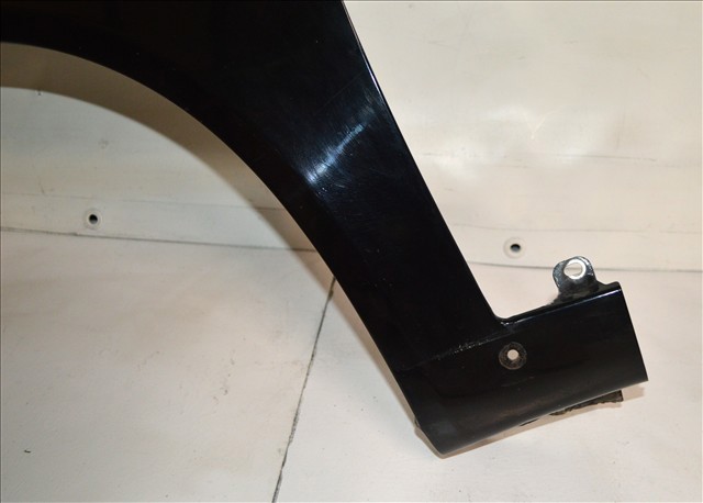 Błotnik przedni lewy Fiat Punto 2 188