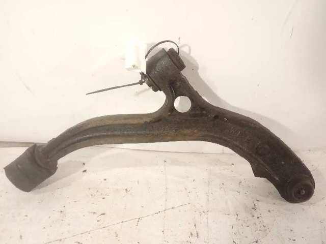 Wahacz zawieszenia przedniego dolny lewy 4694761AC CHRYSLER