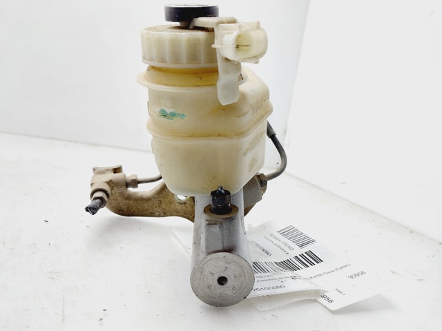 Główny cylinder hamulców Toyota Avensis 1 T22