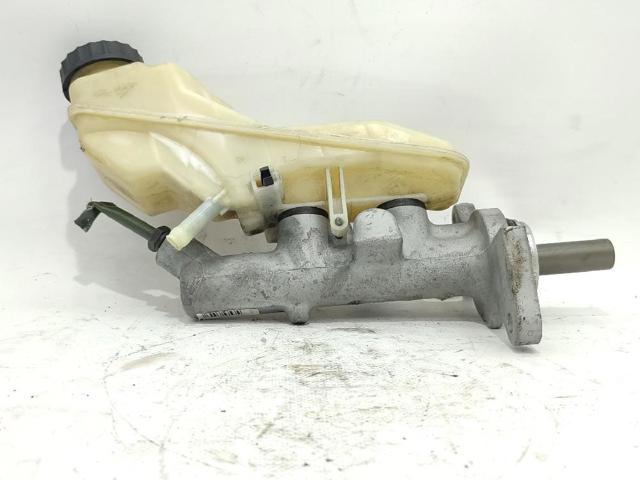 Główny cylinder hamulców 4720109470 TOYOTA