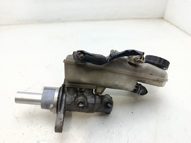 4720109570 Toyota