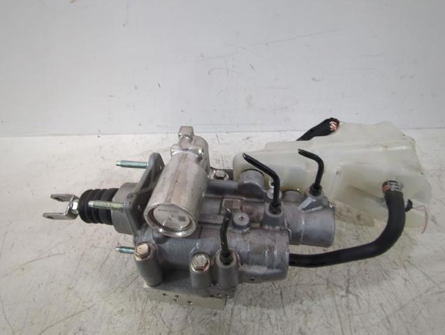 Główny cylinder hamulców Toyota Corolla E21