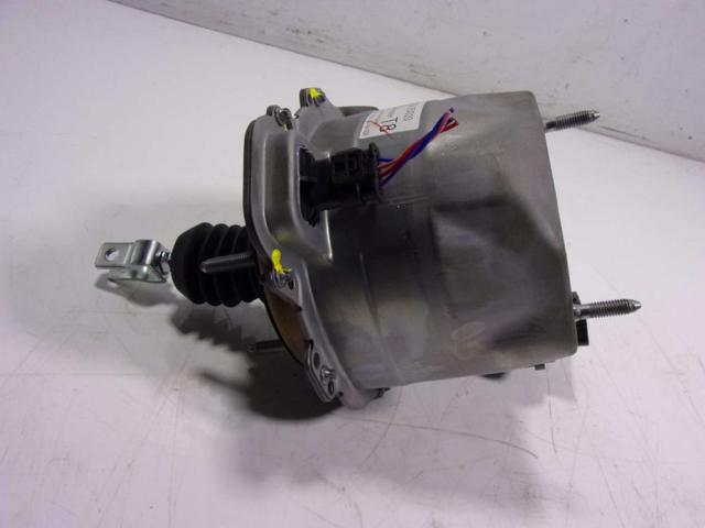 Główny cylinder hamulców 472100D010 TOYOTA