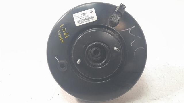 Wzmacniacz próżniowy hamulców 472104EH0J NISSAN