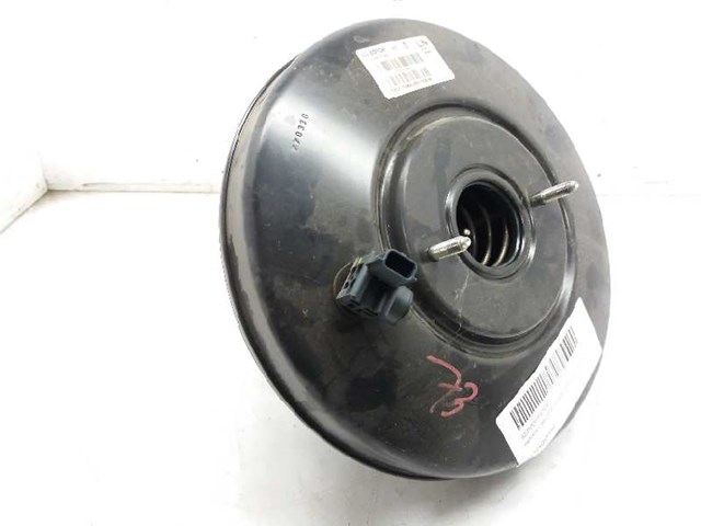 Wzmacniacz próżniowy hamulców 472105948R RENAULT