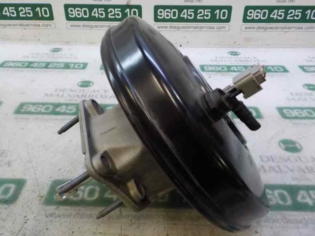 Wzmacniacz próżniowy hamulców 472105948R RENAULT
