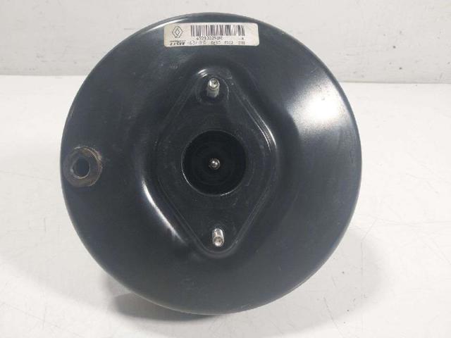 Wzmacniacz próżniowy hamulców 472107479R RENAULT