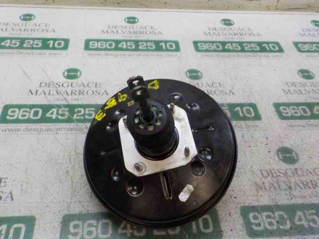 Wzmacniacz próżniowy hamulców 472107479R RENAULT