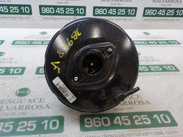 Wzmacniacz próżniowy hamulców 472107479R RENAULT