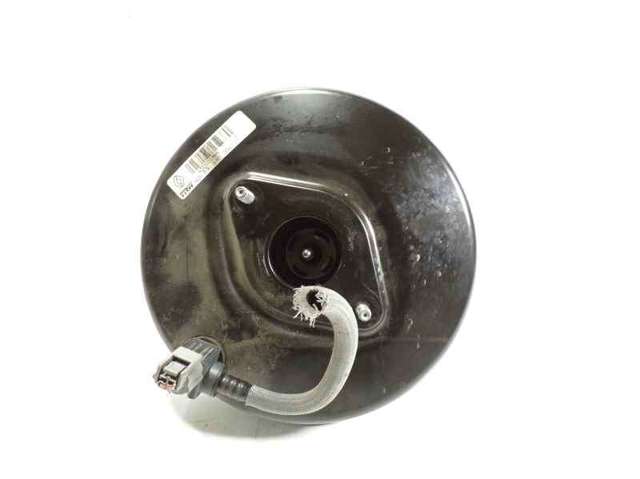 Wzmacniacz próżniowy hamulców 472107479R RENAULT