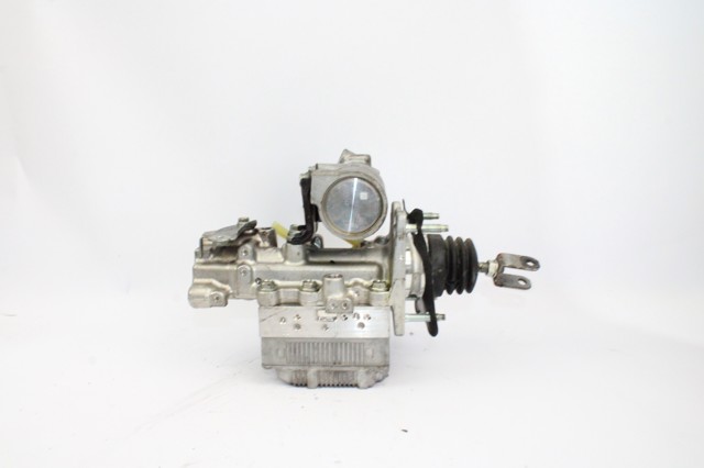 Główny cylinder hamulców 4727047030 TOYOTA