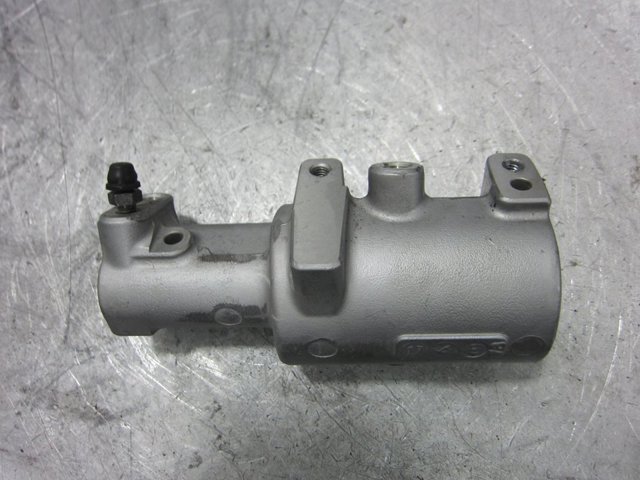 Główny cylinder hamulców 4727047030 TOYOTA