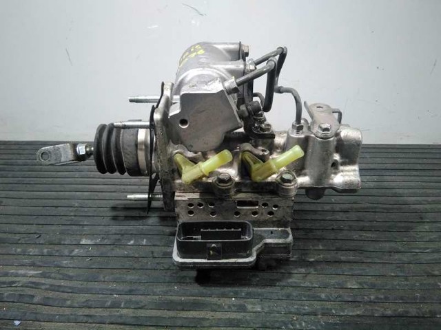 Główny cylinder hamulców 4727047030 TOYOTA