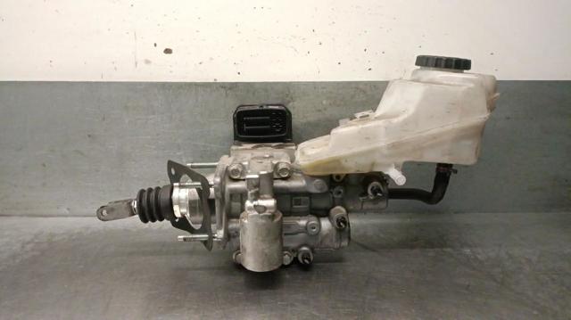 Główny cylinder hamulców 4727047040 TOYOTA
