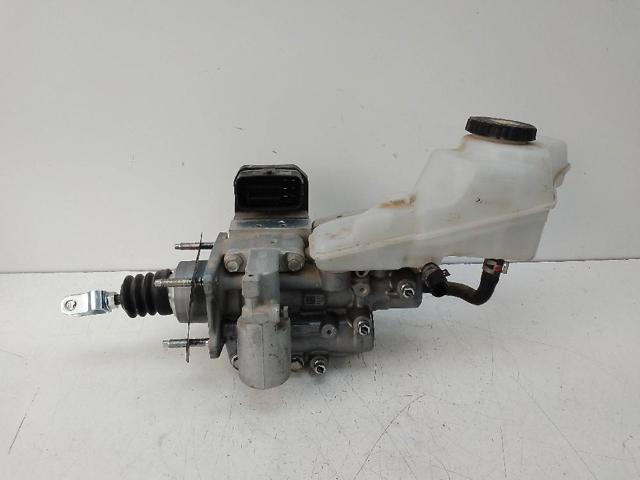 Główny cylinder hamulców 4727047040 TOYOTA