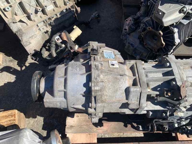 Skrzynia rozdzielcza KIA Sorento 1 JC