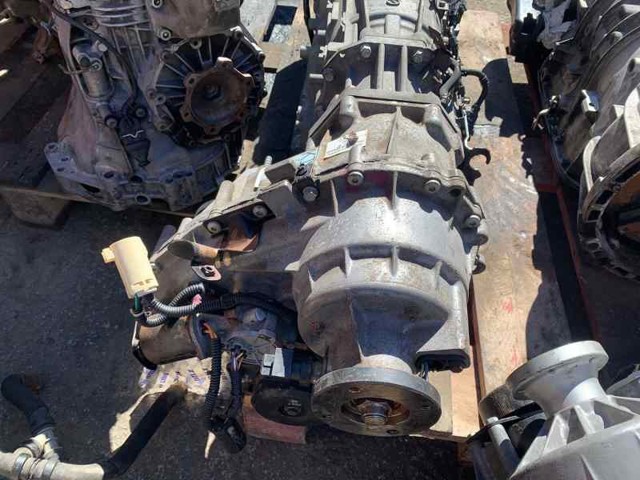 Skrzynia rozdzielcza KIA Sorento 1 JC