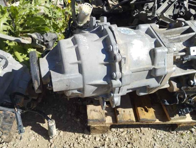 Skrzynia rozdzielcza KIA Sorento 1 JC