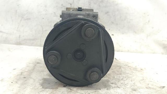 Sprężarka klimatyzacji 4749934 FORD