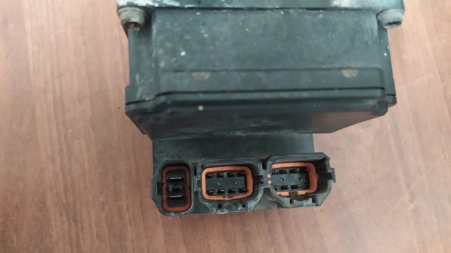 Sterownik ABS  hydrauliczny 47600AR005 NISSAN