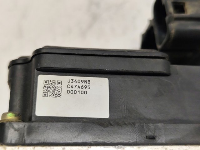 Sterownik ABS  hydrauliczny 47600AR005 NISSAN