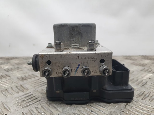 Sterownik ABS  hydrauliczny 476600188R RENAULT