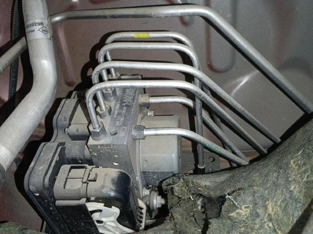 Sterownik ABS  hydrauliczny 476600188R RENAULT