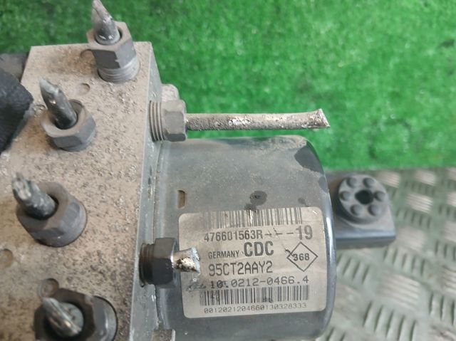 Kupić Sterownik ABS  hydrauliczny Renault Megane III KZ0, KZ1 w dobrej cenie