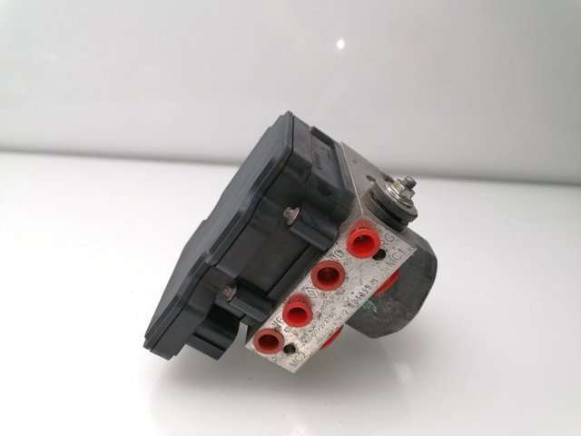 Sterownik ABS  hydrauliczny 476608845R RENAULT