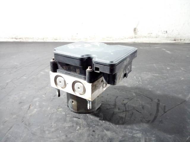 Sterownik ABS  hydrauliczny 476608845R RENAULT