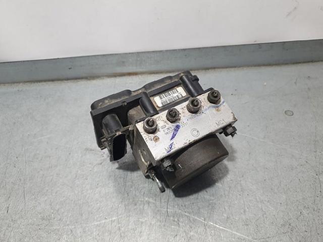 Sterownik ABS  hydrauliczny 476609U10 NISSAN