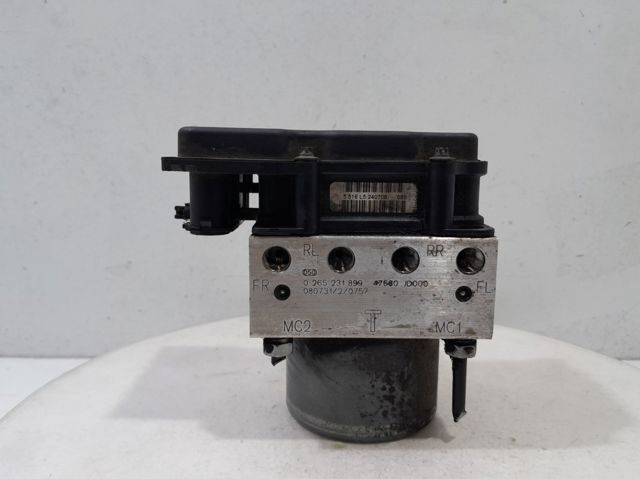 Sterownik ABS  hydrauliczny Nissan Qashqai 1 J10