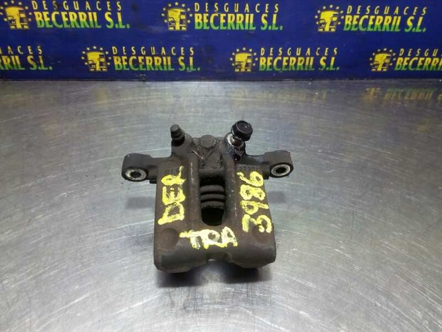 Zacisk hamulcowy tylny prawy 4773002111 TOYOTA