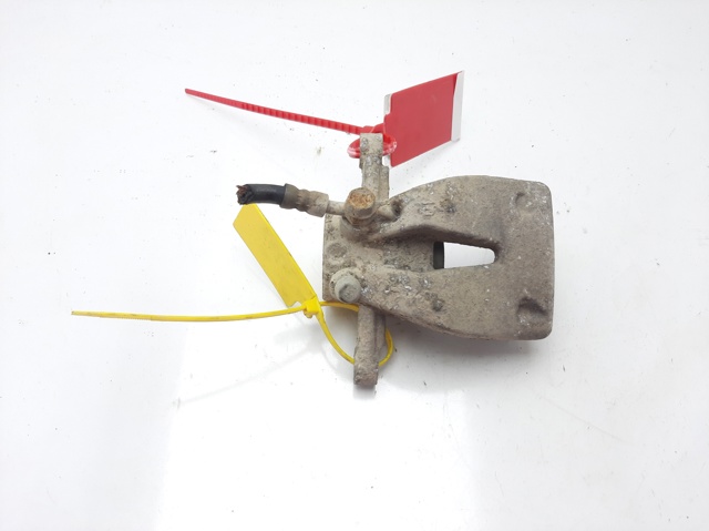 Zacisk hamulcowy tylny prawy 4773005071 TOYOTA