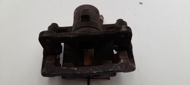 Zacisk hamulcowy tylny lewy 4775002111 TOYOTA