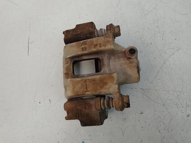 Zacisk hamulcowy tylny lewy 4775034030 TOYOTA