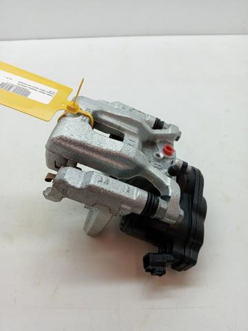 Zacisk hamulcowy tylny prawy 4783042100 TOYOTA