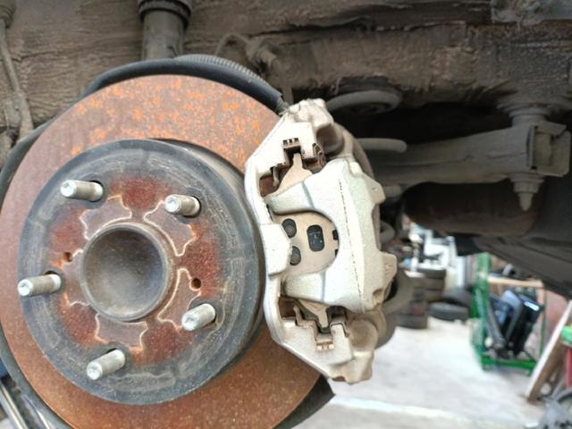 Zacisk hamulcowy tylny lewy 4785002350 TOYOTA