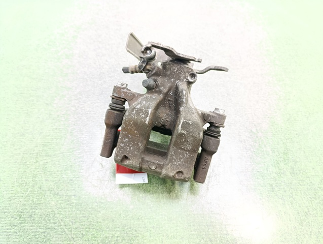 Zacisk hamulcowy tylny lewy 4785005050 TOYOTA