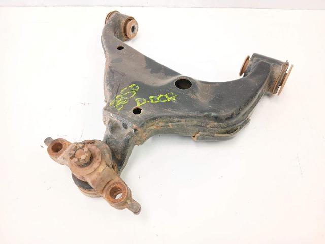 Wahacz zawieszenia przedniego dolny prawy 480680K040 TOYOTA