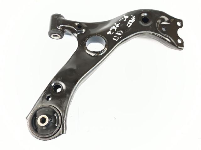 Wahacz zawieszenia przedniego dolny prawy 4806810130 TOYOTA