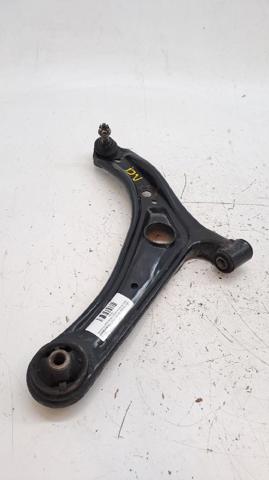 Wahacz zawieszenia przedniego dolny prawy 4806859055 TOYOTA