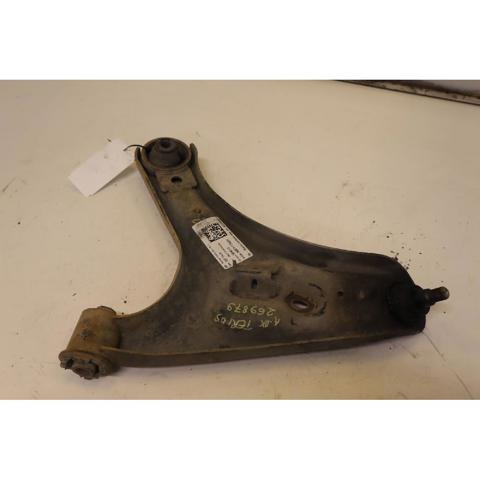 Wahacz zawieszenia przedniego dolny prawy 48068B4011 DAIHATSU