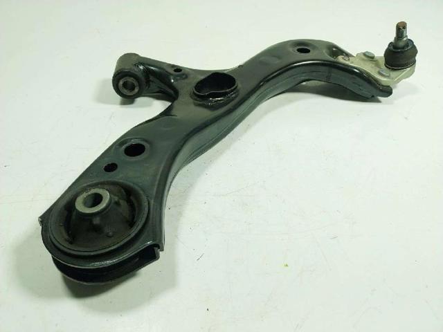 Wahacz zawieszenia przedniego dolny prawy 48068F4010 TOYOTA