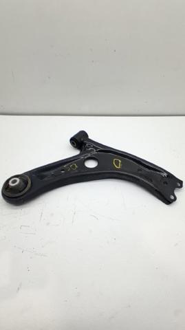 Wahacz zawieszenia przedniego dolny prawy 48068K0020 TOYOTA