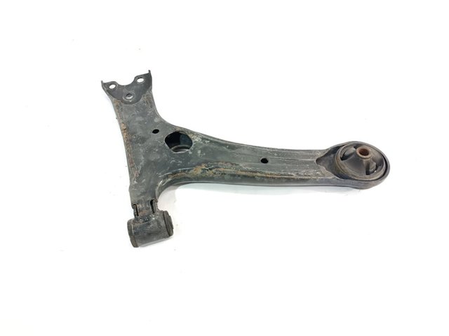 Wahacz zawieszenia przedniego dolny lewy 4806905070 TOYOTA