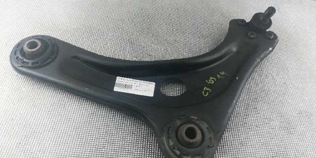 Wahacz zawieszenia przedniego dolny lewy 480690H010 PEUGEOT