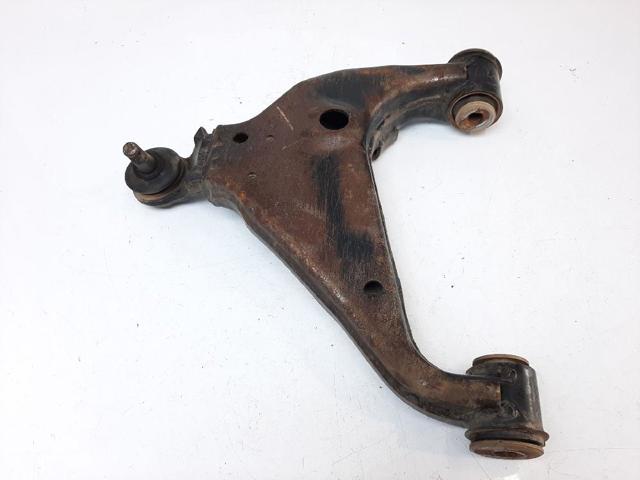 Wahacz zawieszenia przedniego dolny lewy 480690K040 TOYOTA
