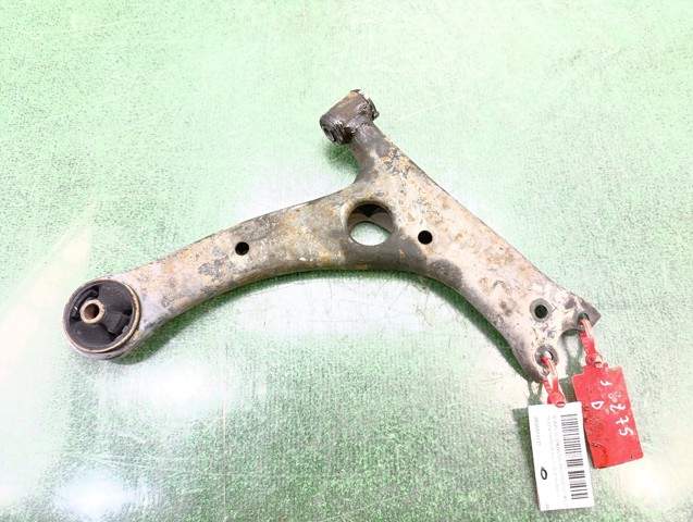 Wahacz zawieszenia przedniego dolny lewy 4806912171 TOYOTA